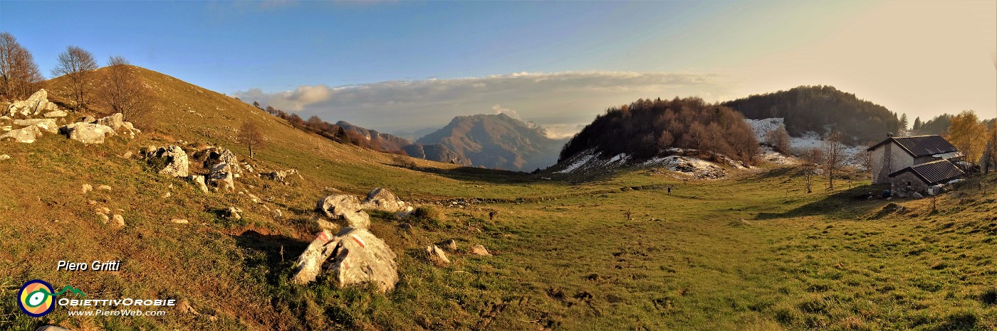 86 La Foppa Lunga con la sua baita (1505 m).jpg